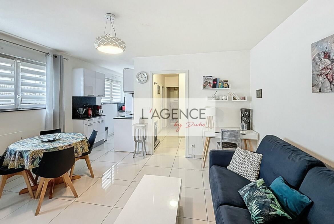 1770886440 LA3320 5 original