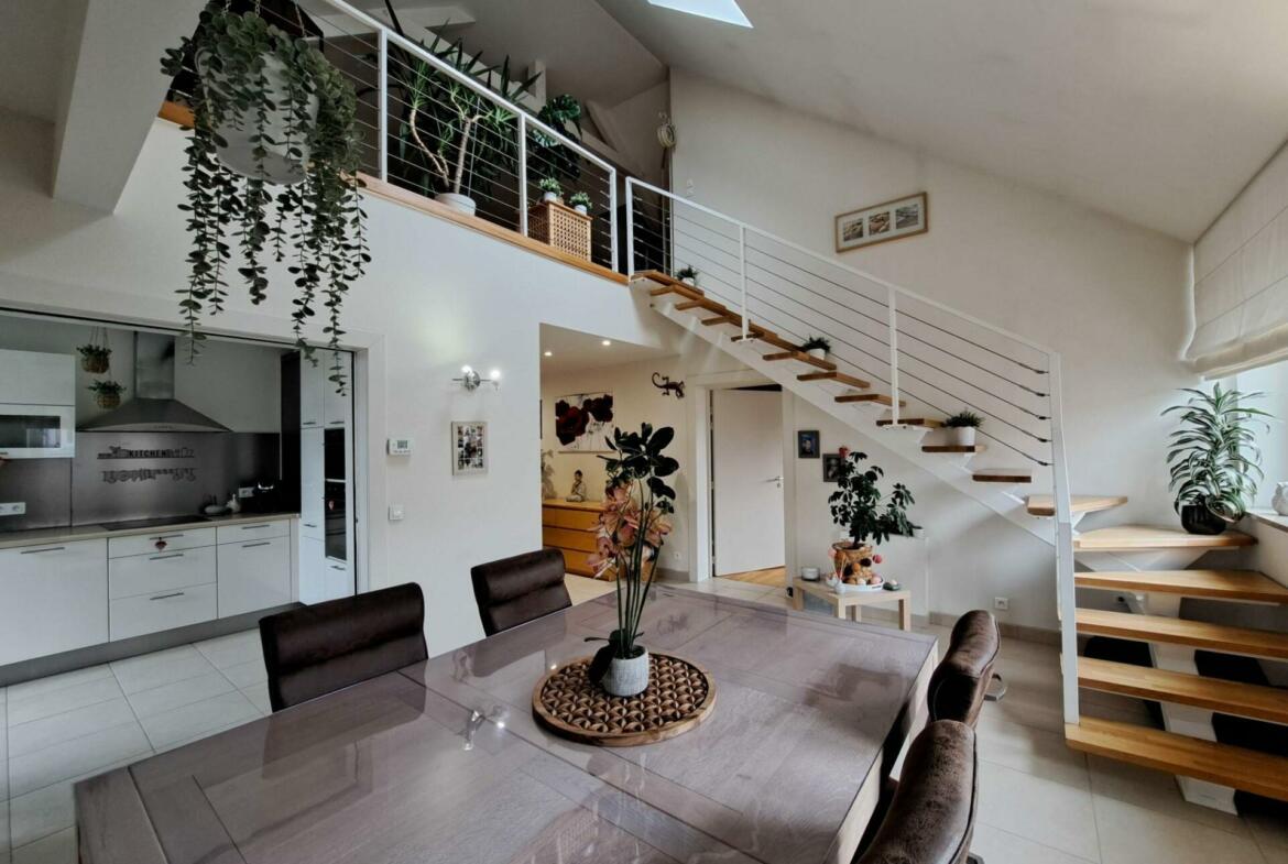 1739177076 LA3200 17 original