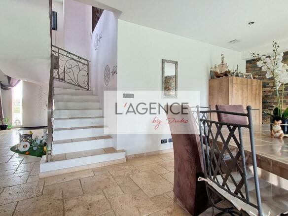 1775030199 VM1995 21 original