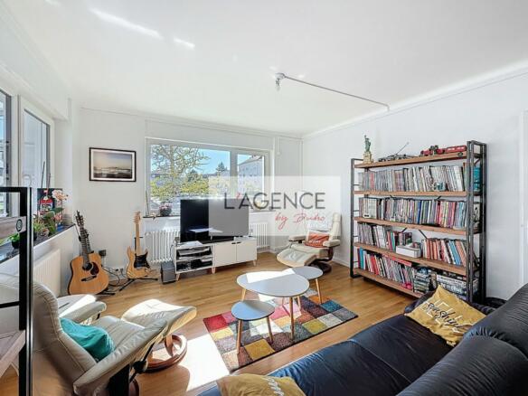 1775651427 LA3332 33 original