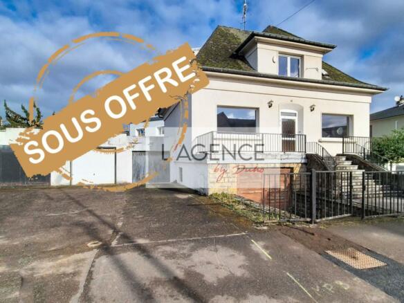 1775739860 VM1895 25 original