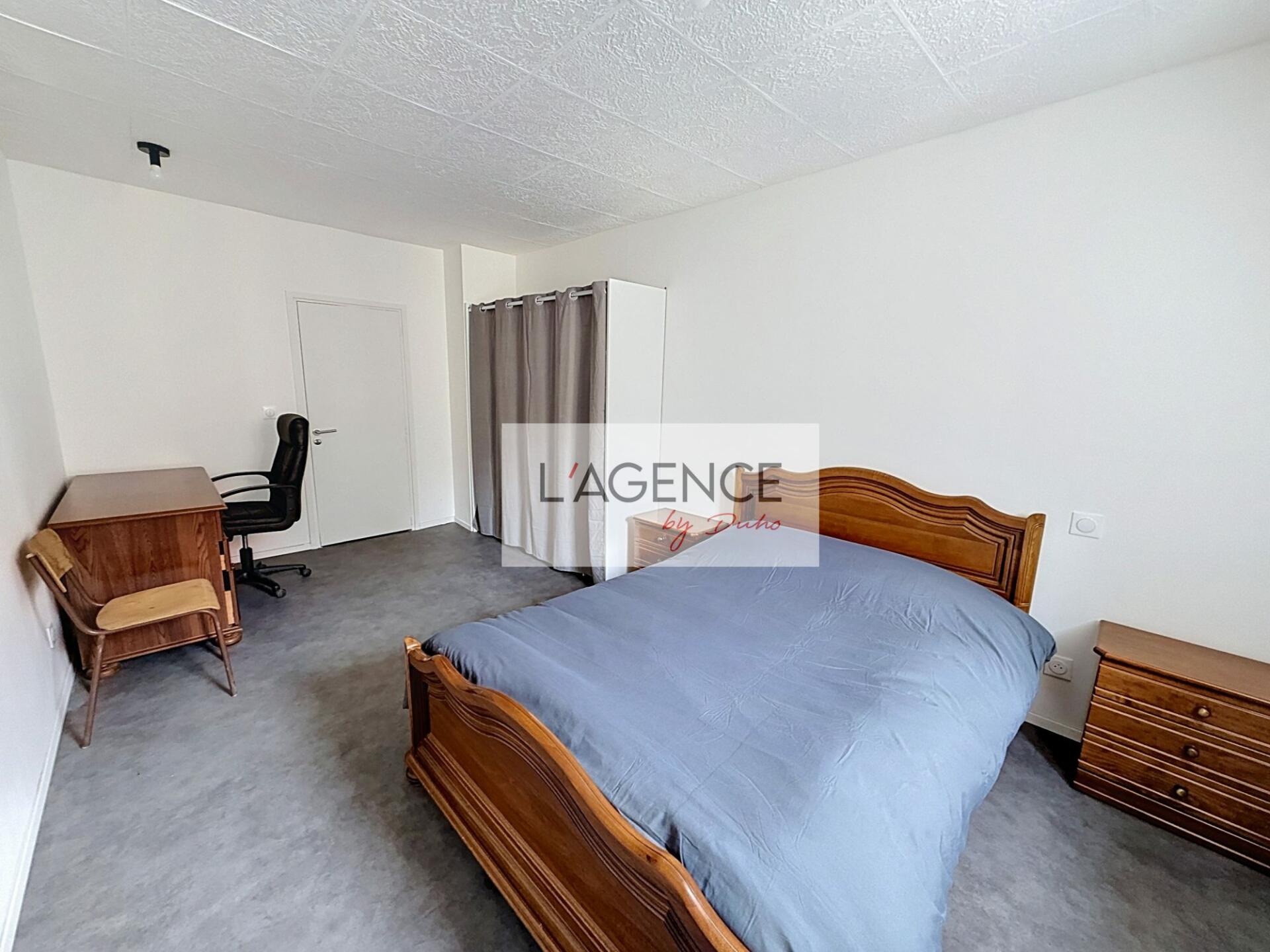 LA3377-DUHO_cover.jpg